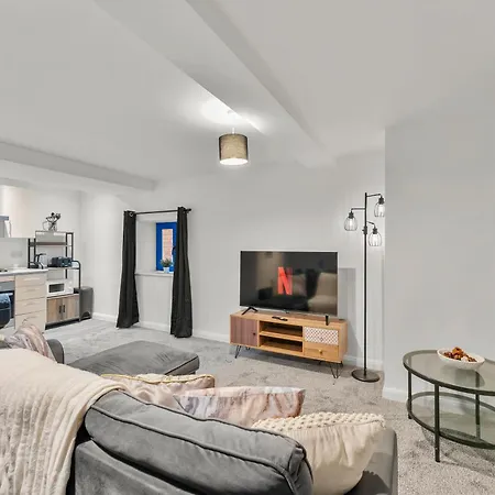 Modern Flat - Ideal For Work & Apartment Leeds (West Yorkshire)
